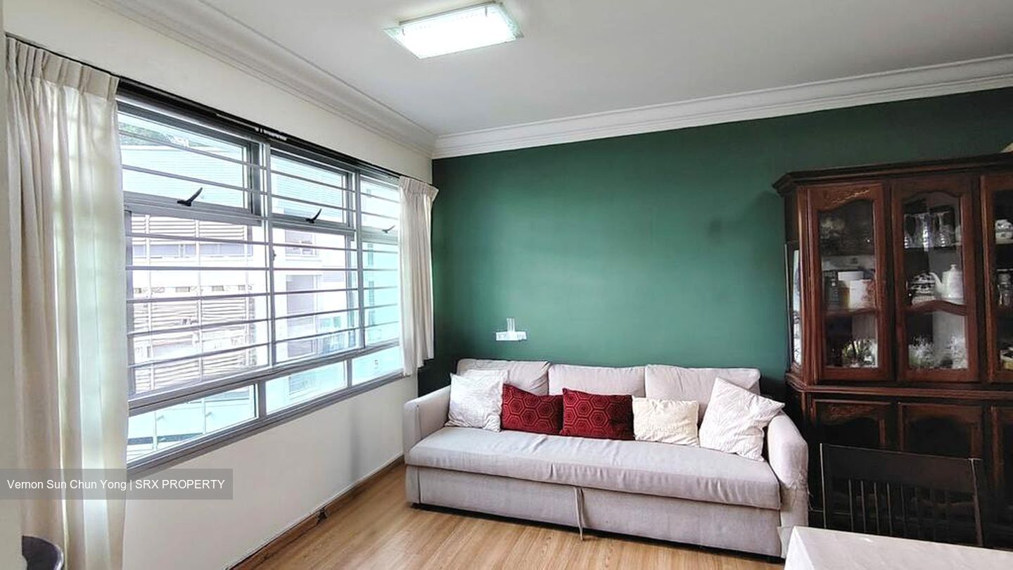 Blk 18B Buona Vista Court (Queenstown), HDB 3 Rooms #522082671